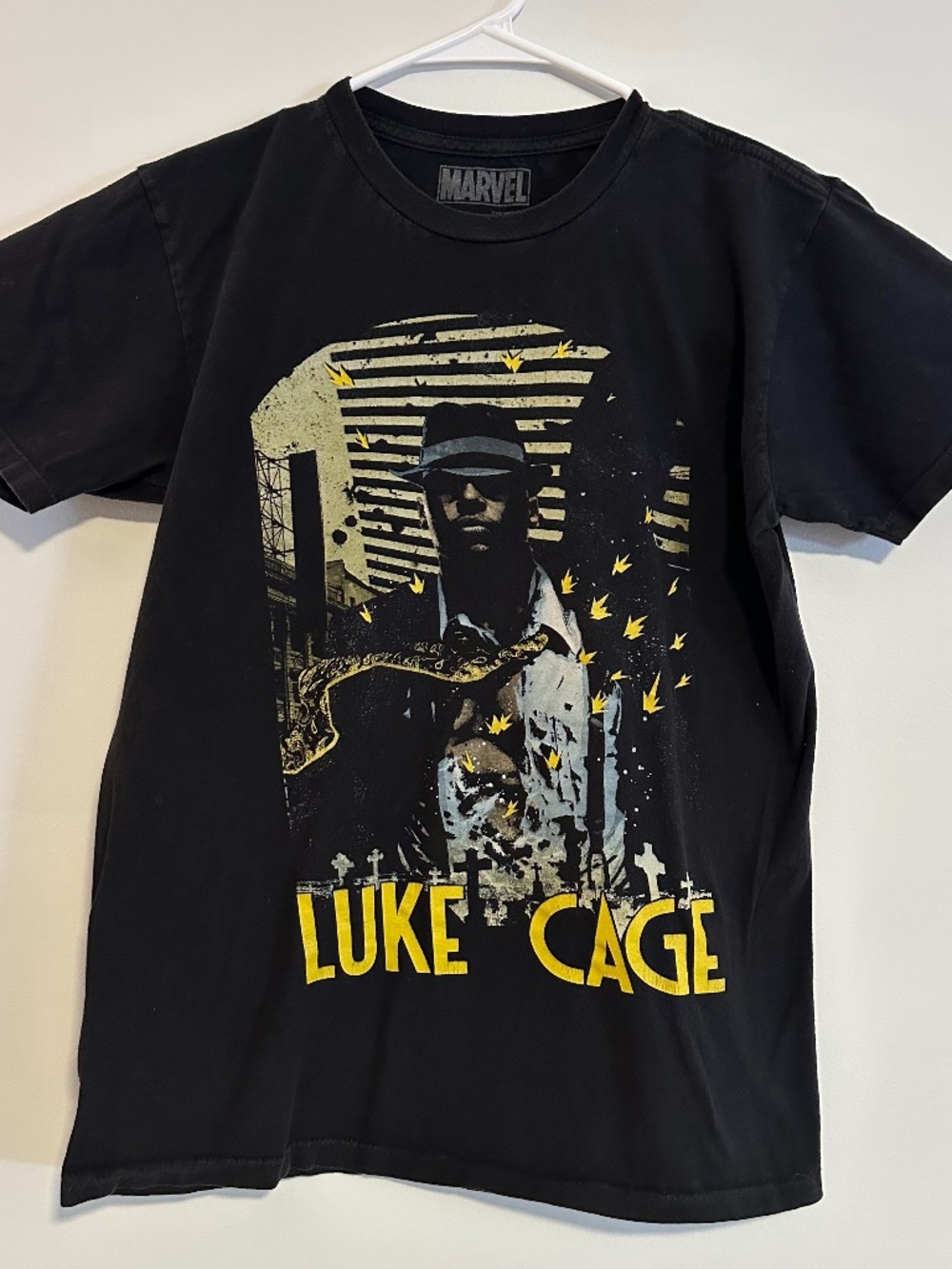 Luke Cage Marvel Hero Graphic Print T-Shirt Small Black Y2K Short Sleeve